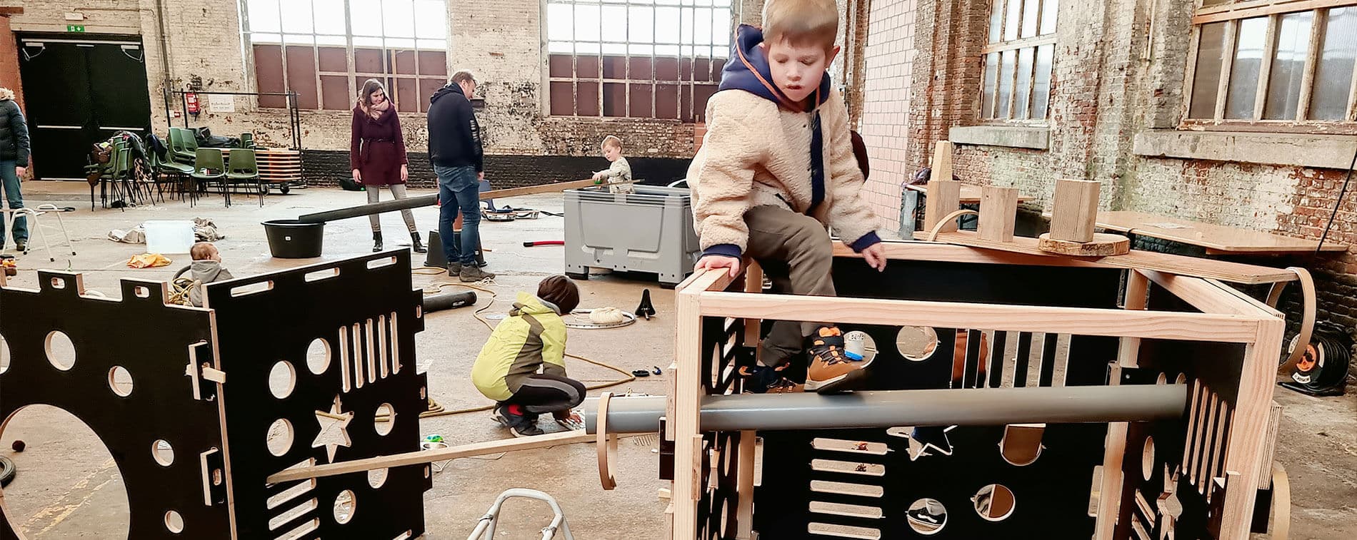 NIEUW IN HET VERHUURAANBOD: LOOSE PARTS!