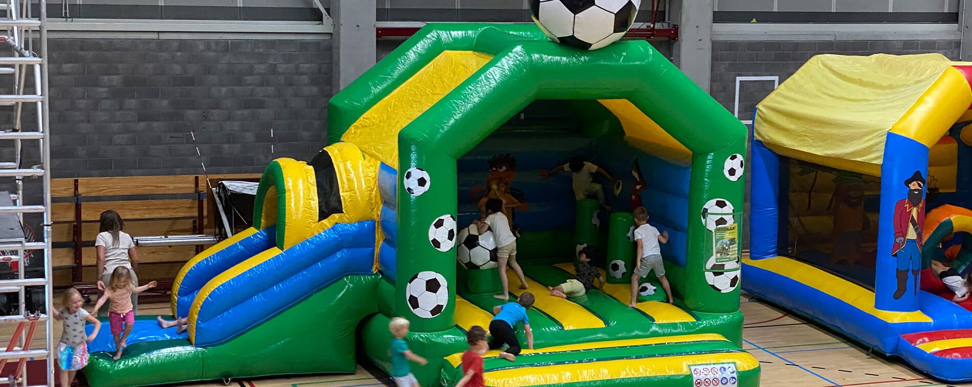 Nieuw in het verhuuraanbod: Kleuterspringkasteel!