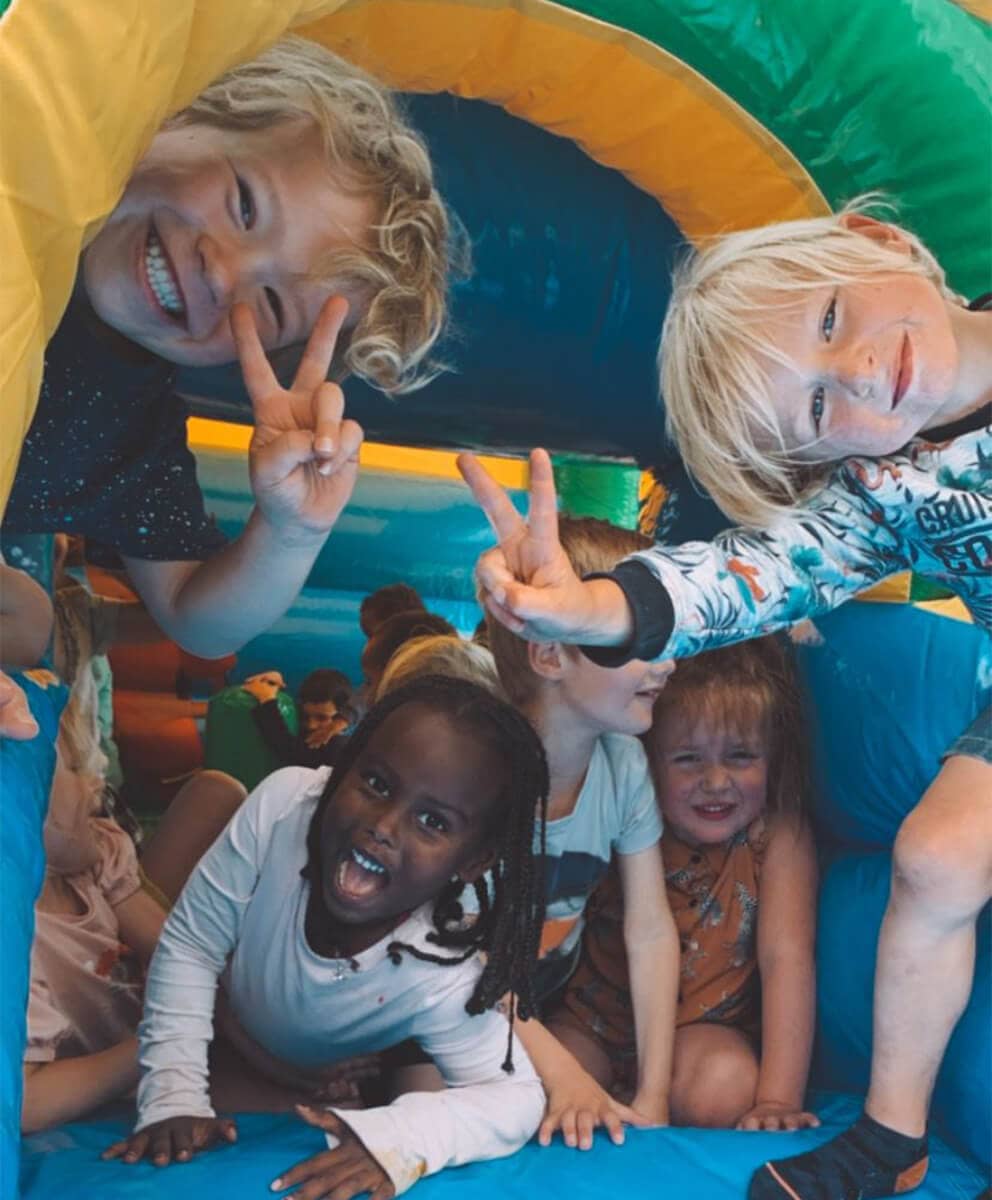 Nieuw in het verhuuraanbod: Kleuterspringkasteel!